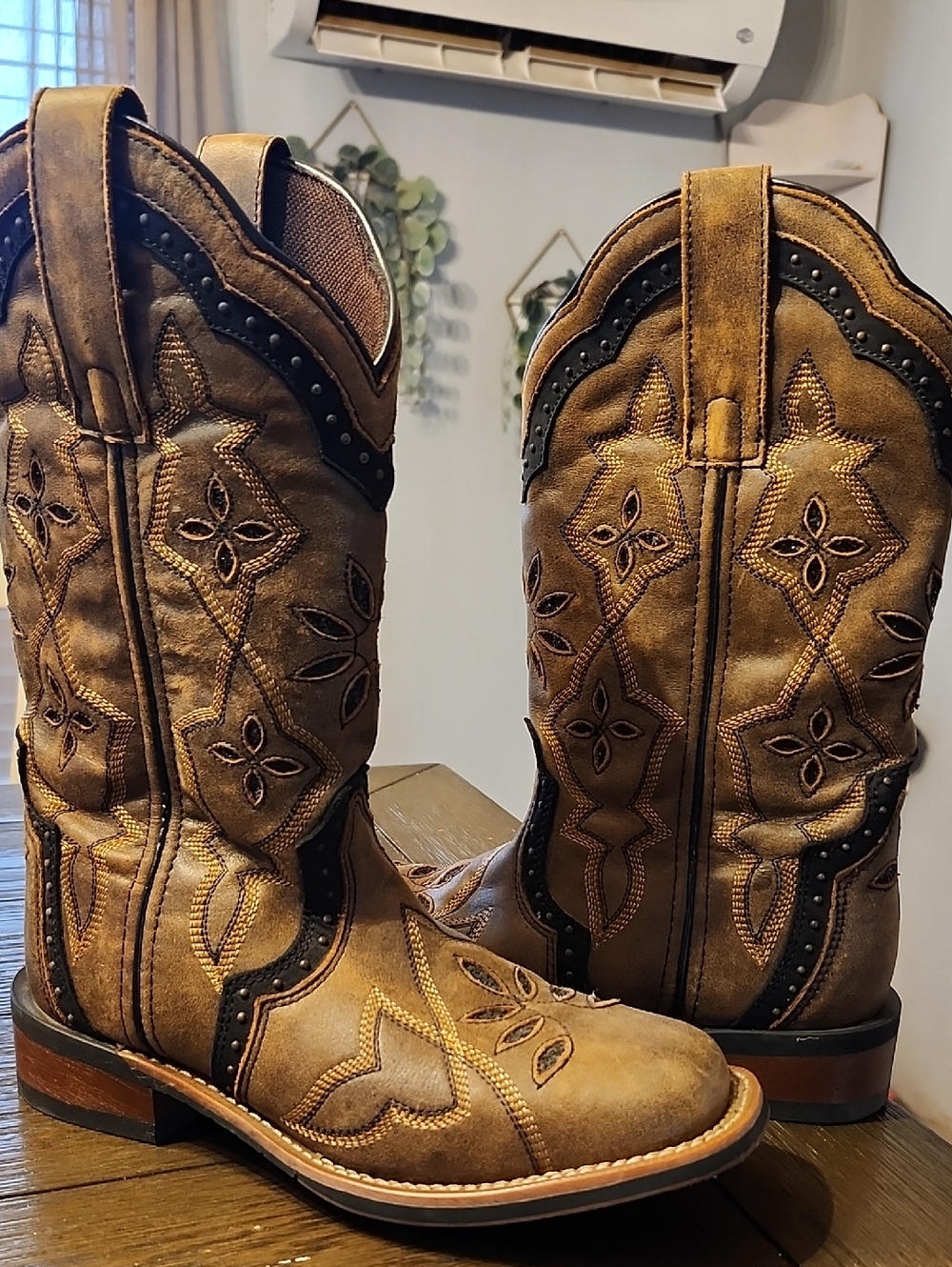 Laredo Women's Bouquet Western Performance Boots - Broad Square Toe